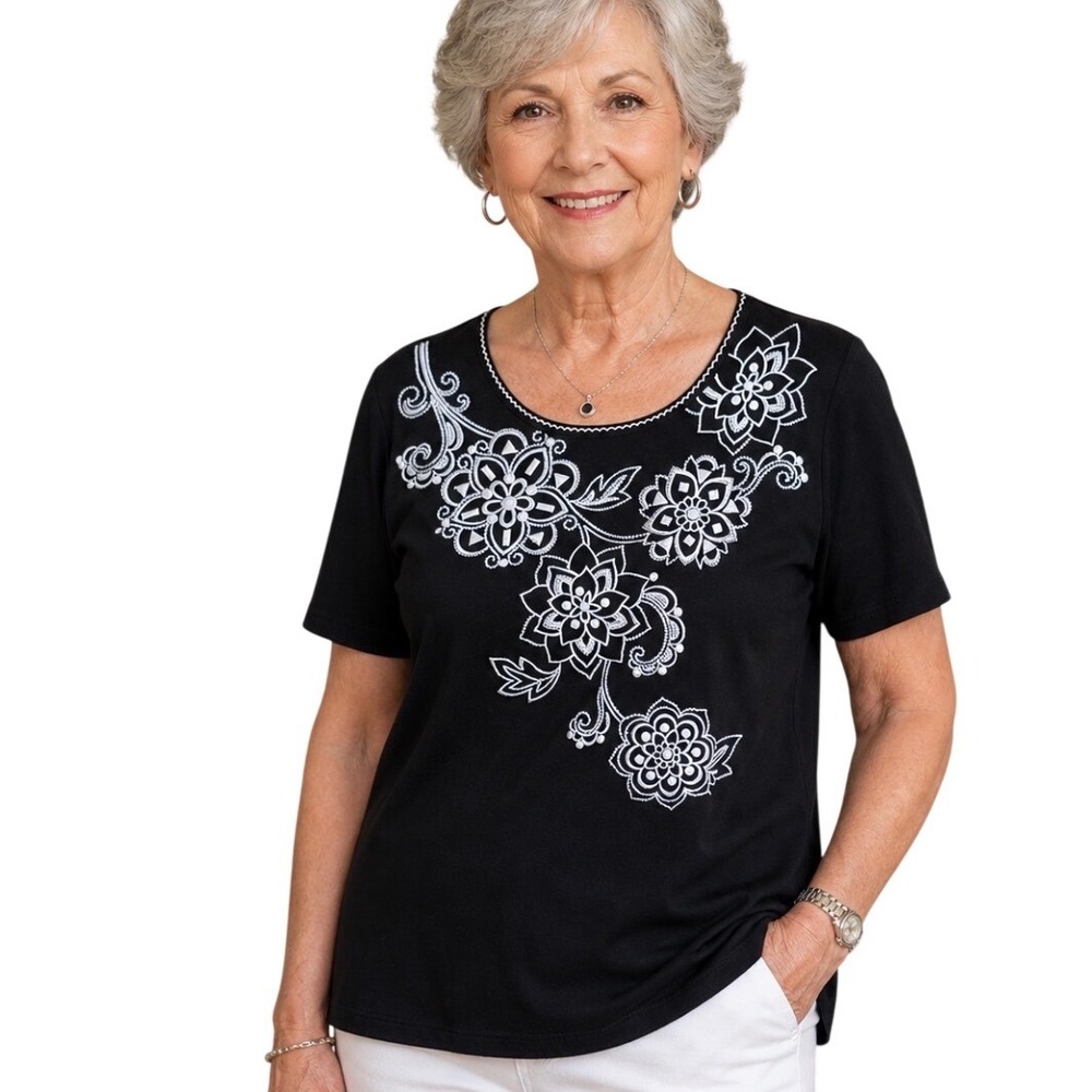 Alfred Dunner Floral Embroidered T-Shirt 2X Black Beaded Top Summer Vacation